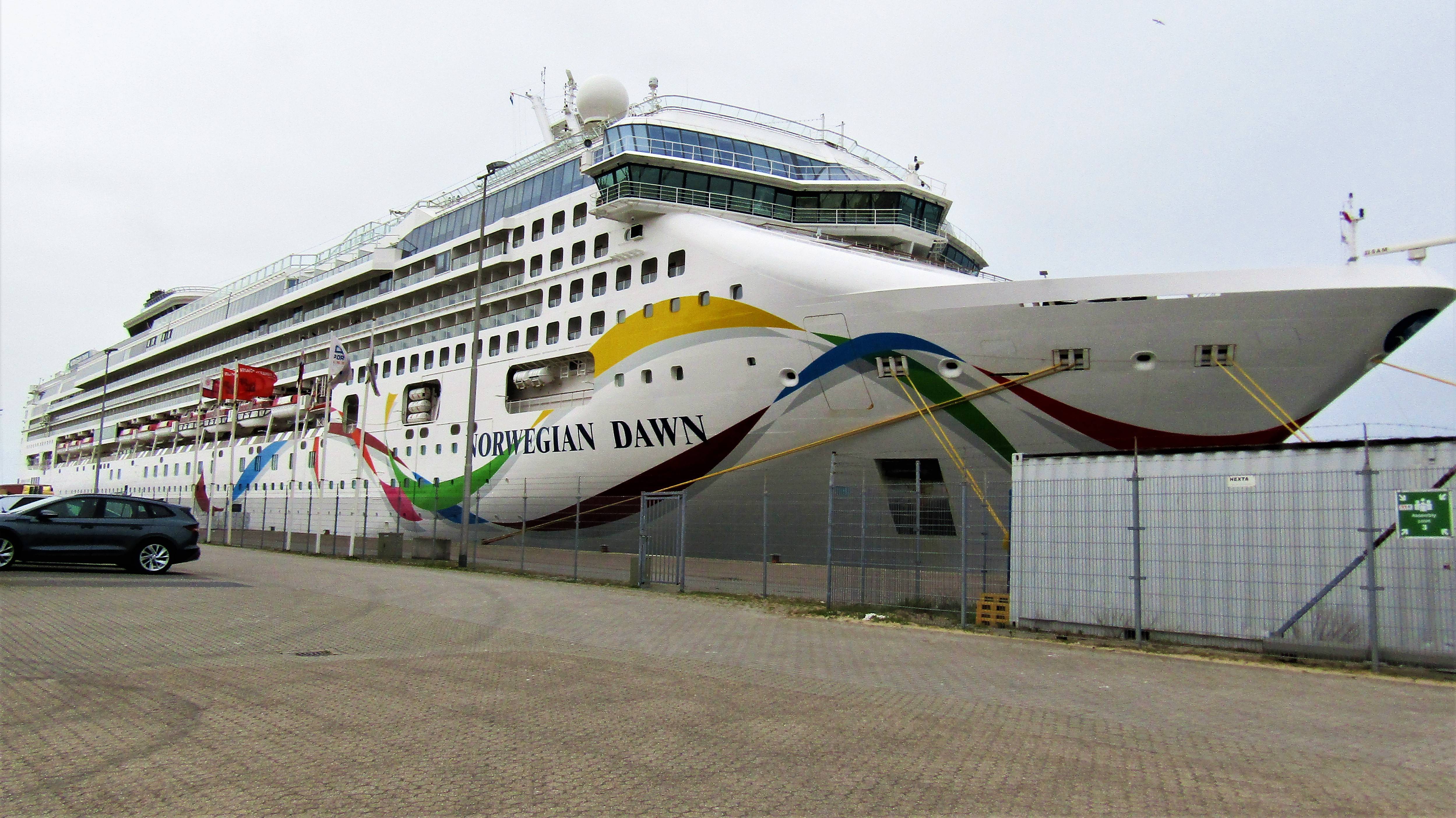 NORWEGIAN DAWN